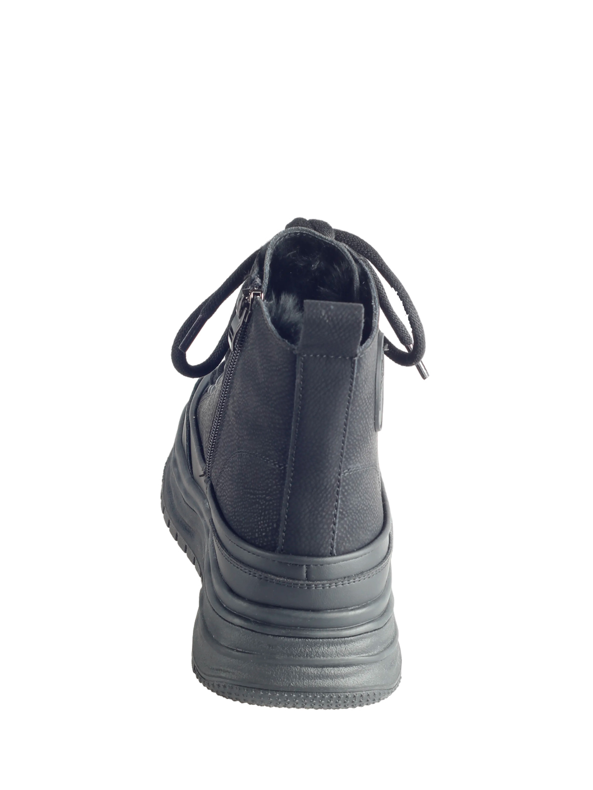 Strobbs_25_F8437-3_4.jpg